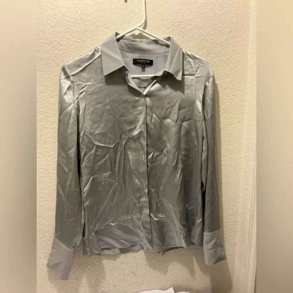 Lafayette 148 New York 100% Silk Button Shirt